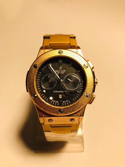 Hublot Classic Fusion Chronograph – Yellow Gold 42 mm 👑💎