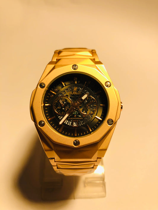 Hublot Classic Fusion Chronograph – Yellow Gold 42mm